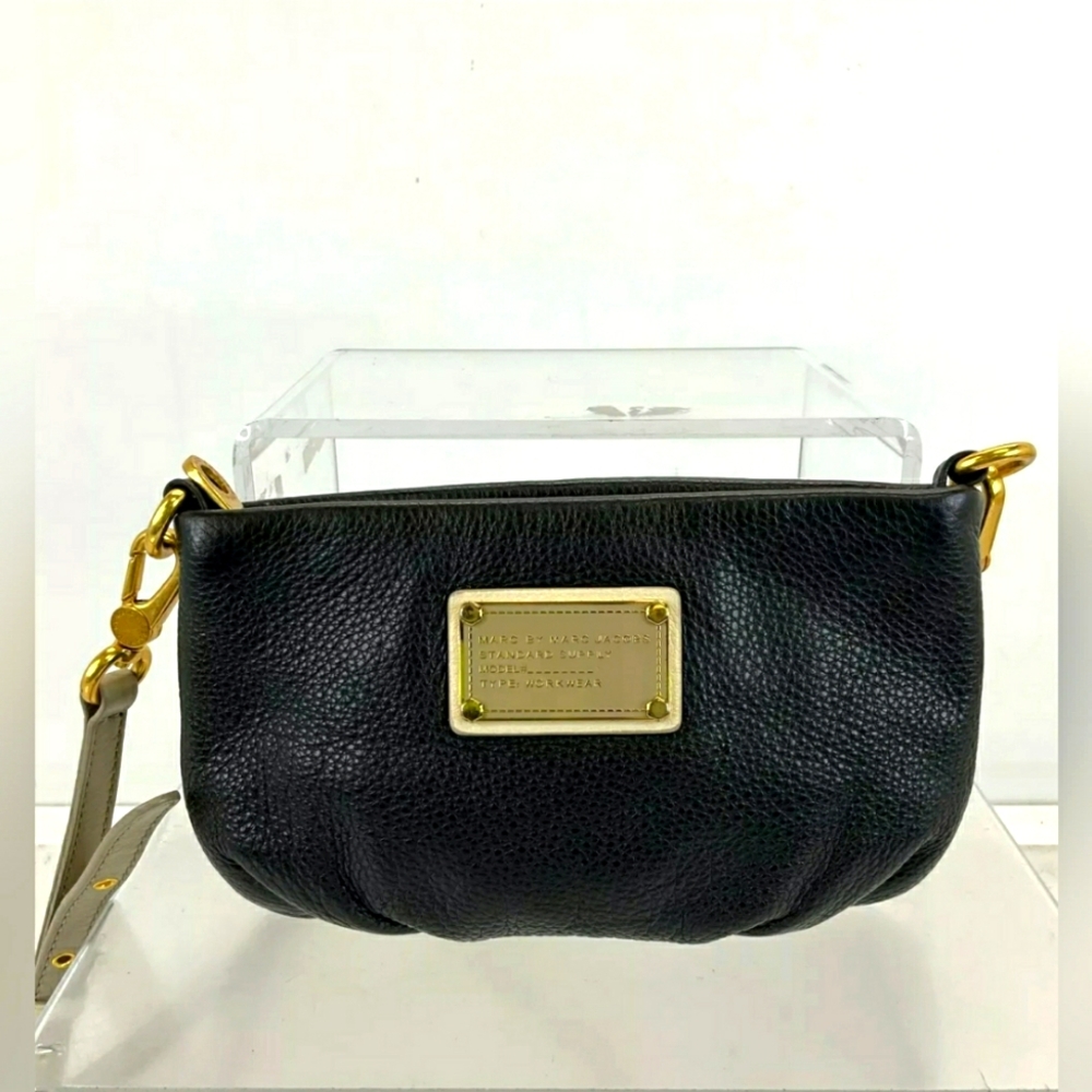 Marc Jacobs Designer Classic Q Percy Black Beige Crossbody Purse Handbag